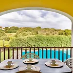 Isa-villas With Air Conditioning, Shared Pool And Private Outdoor Space Just A Few Km From La Pelosa Villa Punta de su Torrione