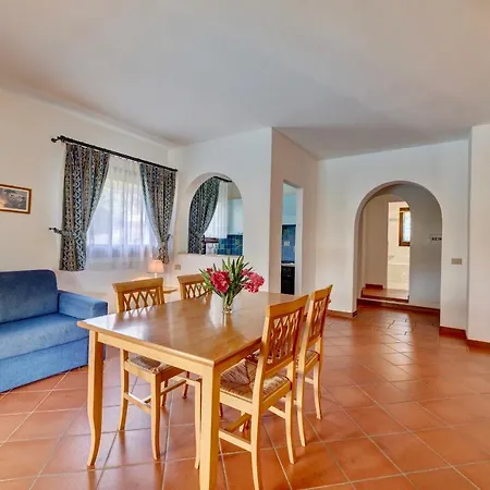 Isa-villas: Coastal Retreat With Pool Near La Pelosa * Punta de su Torrione