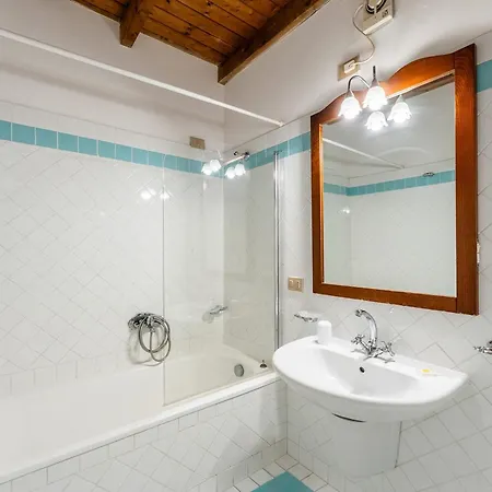 Isa-villas With Air Conditioning, Shared Pool And Private Outdoor Space Just A Few Km From La Pelosa